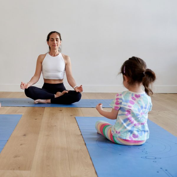 Yoga para Niños. YogaKids