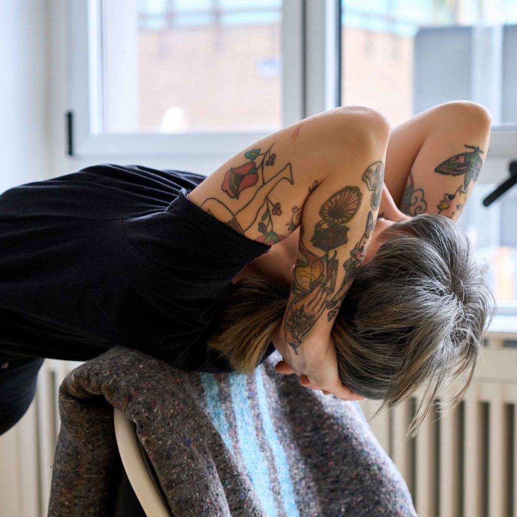 Fascias Despiertas: Por Qué el Yoga No Es Solo Músculos y Huesos