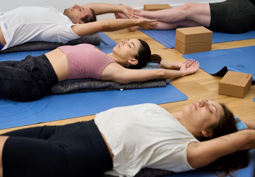 Por Qué El Yoga Puede Cambiar Tu Forma de Vivir